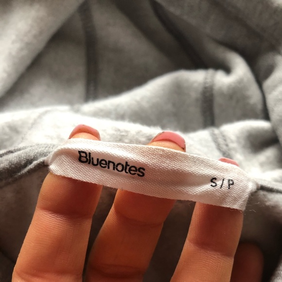 Cropped Hoodie - Picture 7 of 7